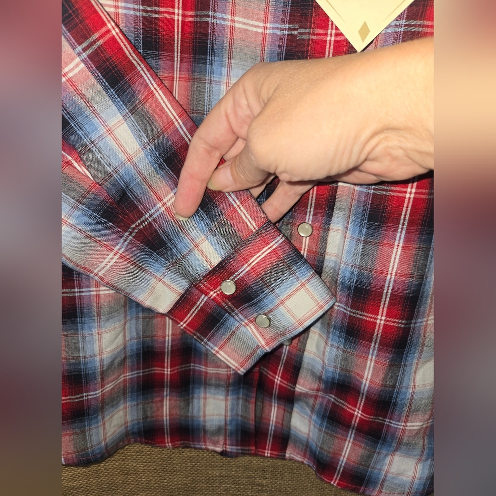 NWT Boy's Ely Cattleman Multicolor Plaid Shirt Size 12 Red White Blue - Picture 4 of 10